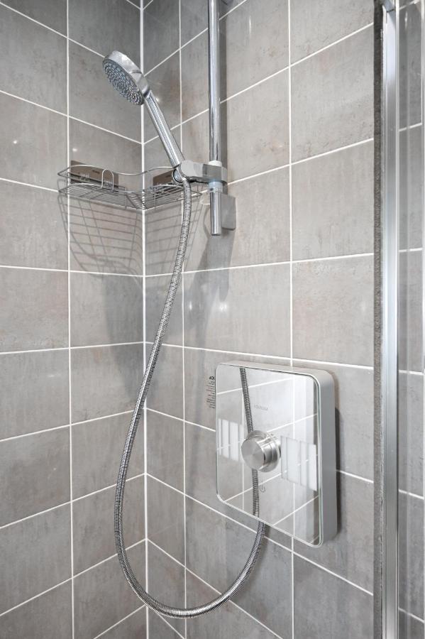 Luxury 2Bedroom - 2Bath - Prime Location - Patio Harrow on the Hill Exterior foto