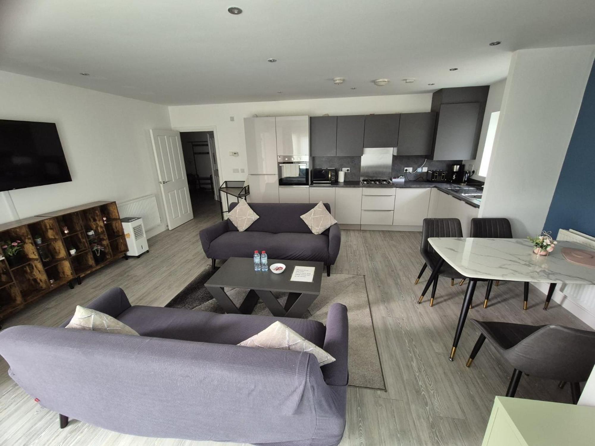 Luxury 2Bedroom - 2Bath - Prime Location - Patio Harrow on the Hill Exterior foto